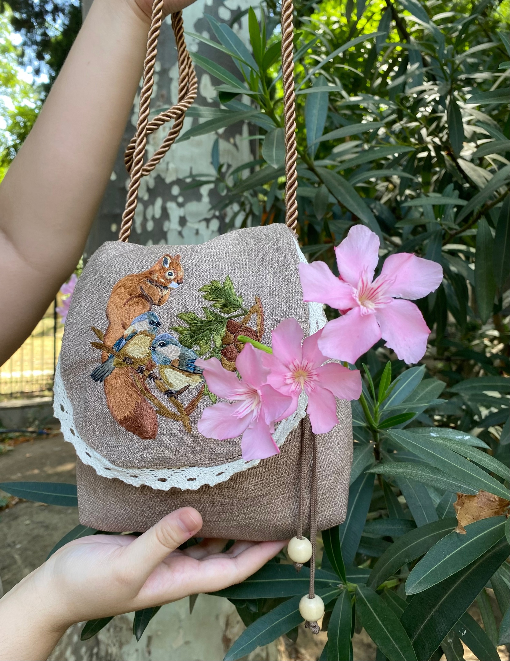 bags with embroidery squirrel